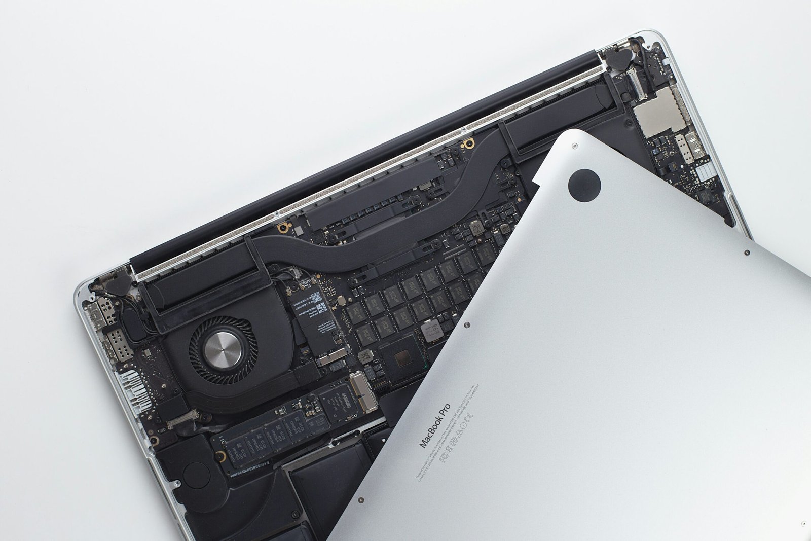 Apple Macbook Repair London | MacBook water damage repair london